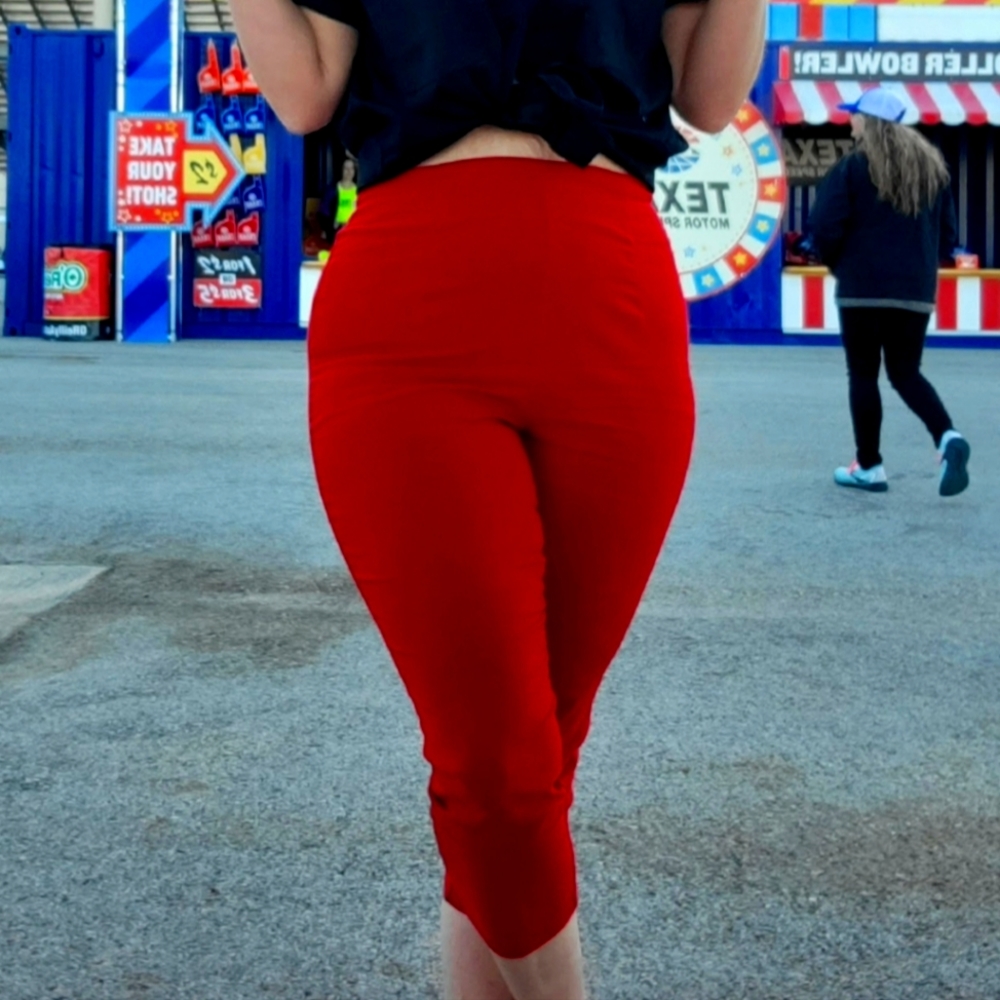 High waisted Capri Pants